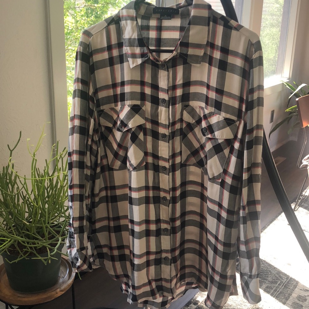 Sanctuary long sleeve button down XL plaid